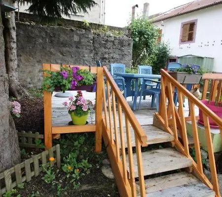 Du Pere Noel شقة جوراردُميه